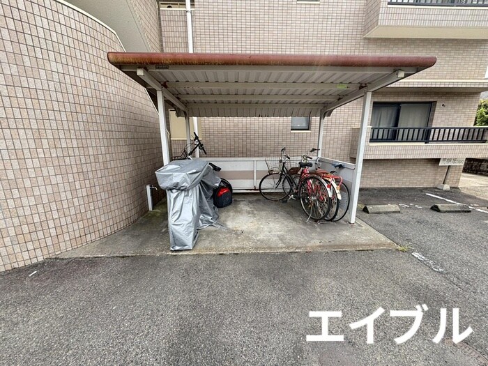 ベルメゾン秀の物件外観写真