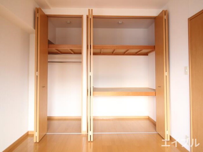 サンプラスパⅡの物件内観写真