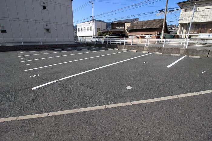 ウィステリア中吉田Ⅲの物件外観写真