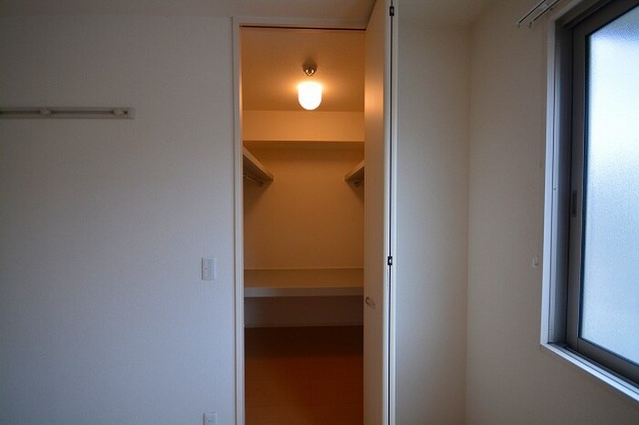 ウィステリア中吉田Ⅲの物件内観写真