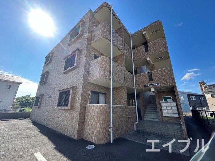 Y・Kストークの物件外観写真