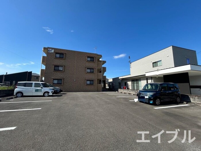 Y・Kストークの物件外観写真