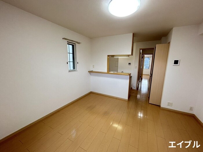 エレガンス山川Ⅱの物件内観写真