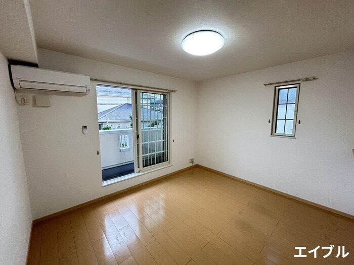 エレガンス山川Ⅱの物件内観写真