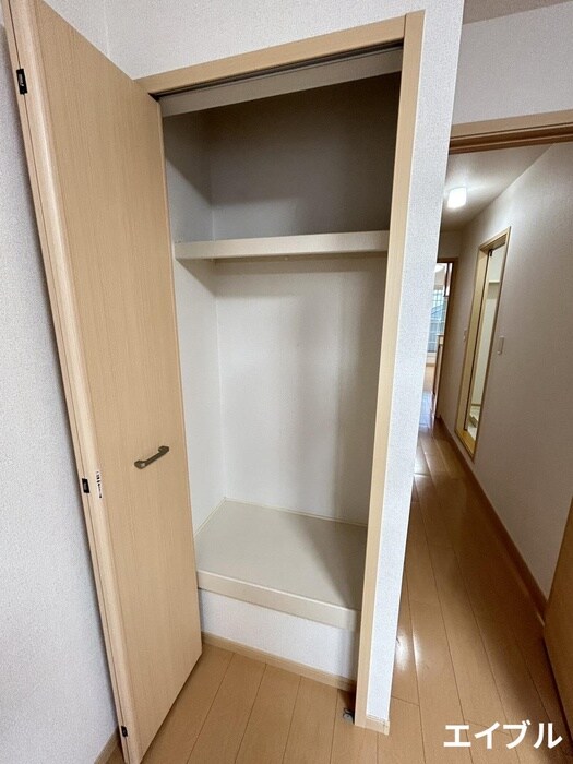 エレガンス山川Ⅱの物件内観写真