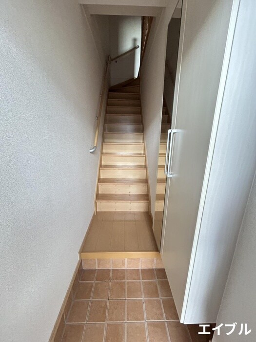 エレガンス山川Ⅱの物件内観写真