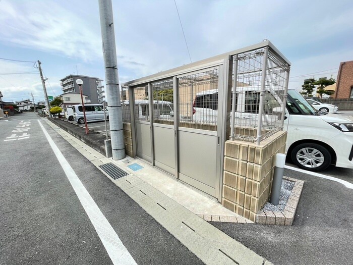 D-roomクレスト国分の物件外観写真