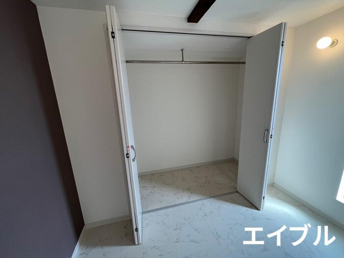 フェリスジャルディーノの物件内観写真