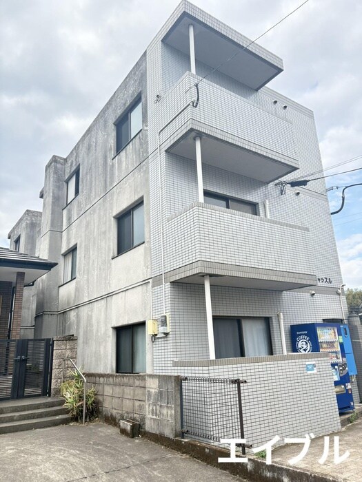 クレインキャッスルの物件外観写真