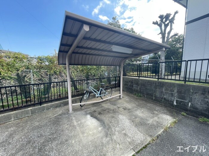 ハイカムール・リヴェール２の物件外観写真