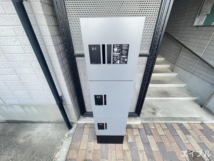 ハイカムール・リヴェール２の物件外観写真