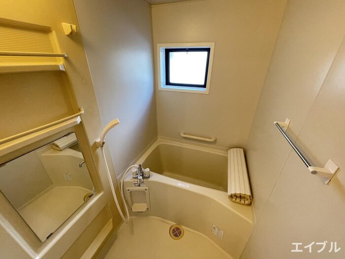 ハイカムール・リヴェール２の物件内観写真