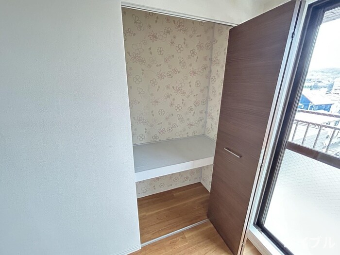 ロワールマンション平尾(501)の物件内観写真