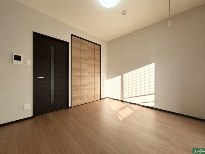 アールグランデ和白丘の物件内観写真