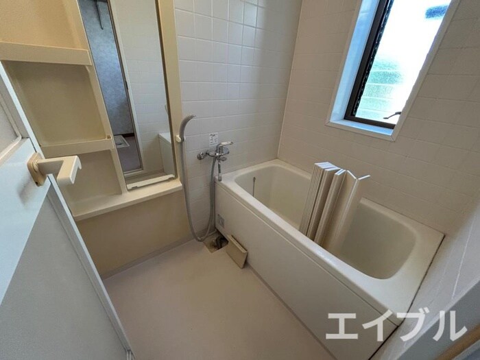 塚田借家C棟の物件内観写真