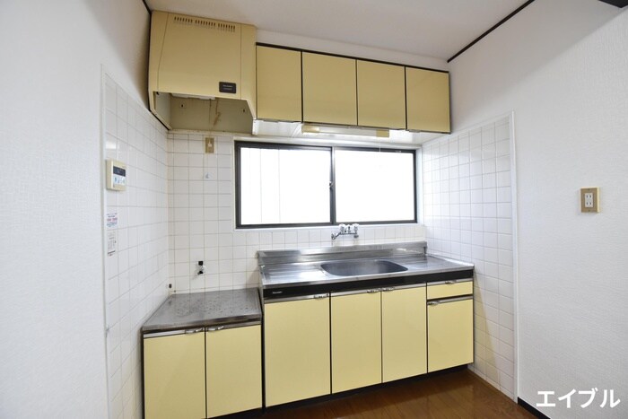 シャイニ－春日の物件内観写真