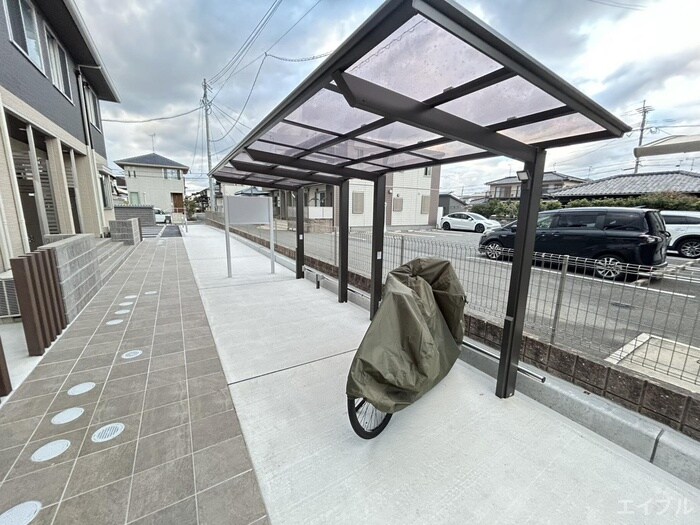 メゾンカオルの物件外観写真