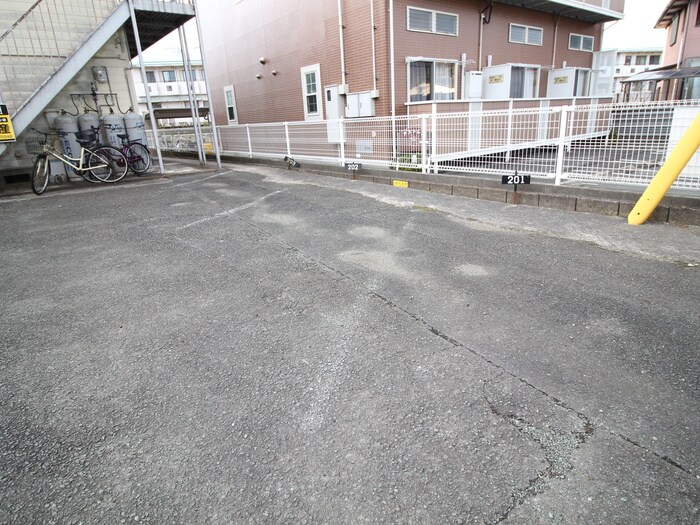 トラッドグリーンの物件外観写真