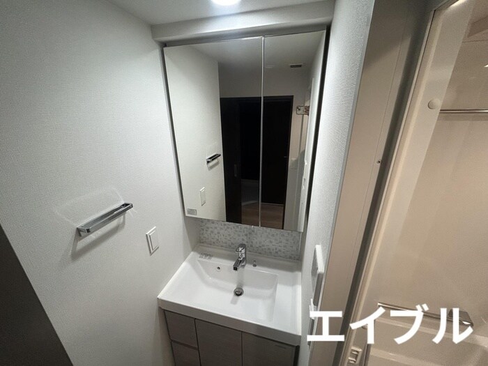 シーズンフラッツ渡辺通の物件内観写真