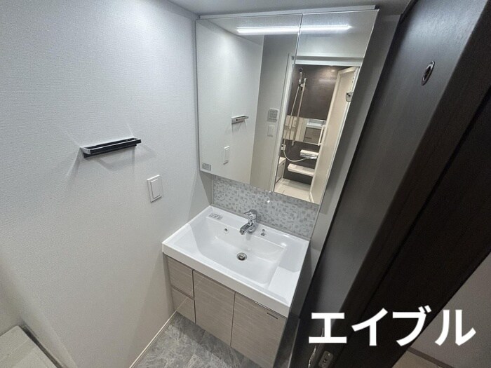 シーズンフラッツ渡辺通の物件内観写真