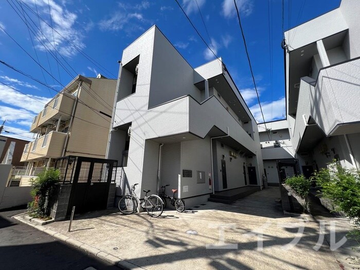 Ｄｅａｒ　Ｃｏｕｒｔ　Ｒの物件外観写真