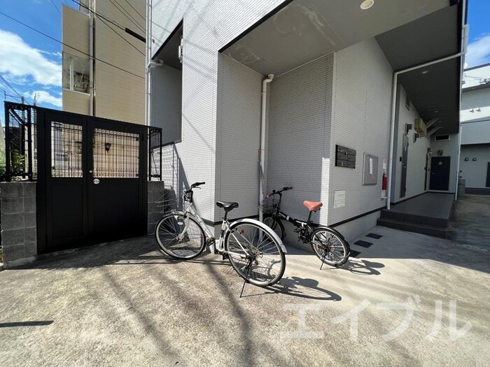 Ｄｅａｒ　Ｃｏｕｒｔ　Ｒの物件外観写真