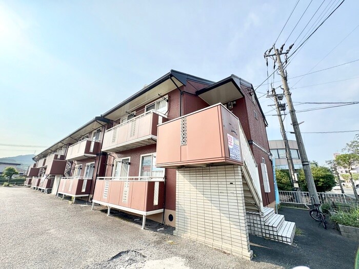 ベルメゾン瓜生の物件外観写真