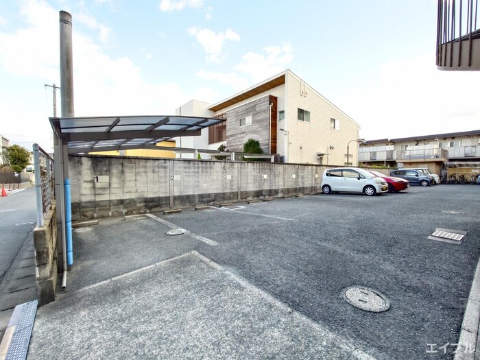 春日原レヂデンスの物件外観写真