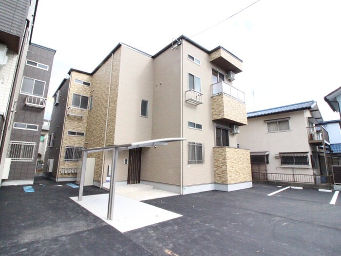 メゾンソレイユ３の物件外観写真