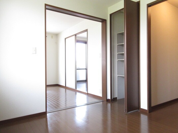 グランシ－ド三苫Ｃ棟の物件内観写真