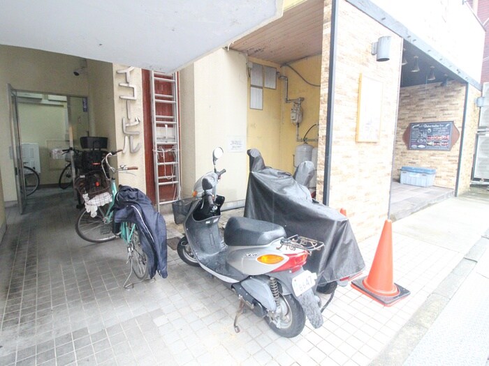 セイコービルの物件外観写真