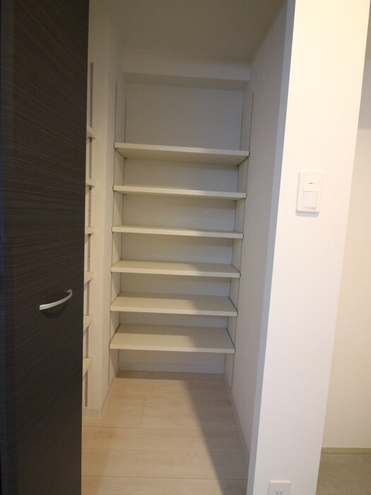 レガリア吉塚の物件内観写真