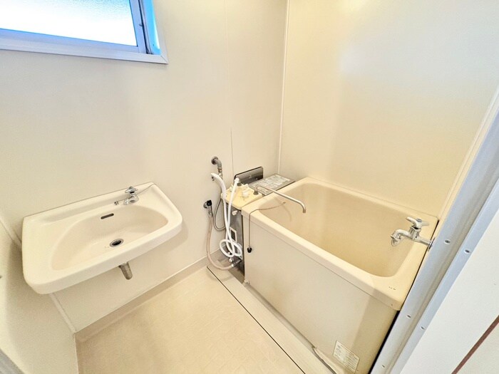 コーポ春永Ｃ棟の物件内観写真