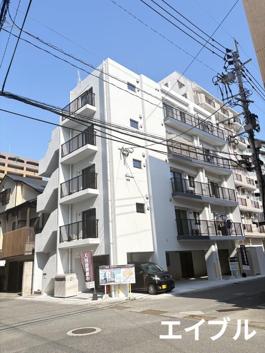 ソレイル鴨池の物件外観写真