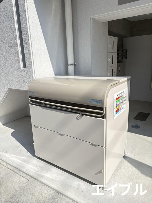 ソレイル鴨池の物件外観写真