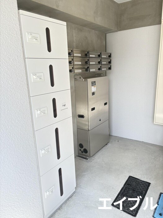 ソレイル鴨池の物件外観写真