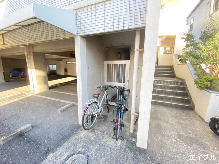 プレスト友丘の物件外観写真