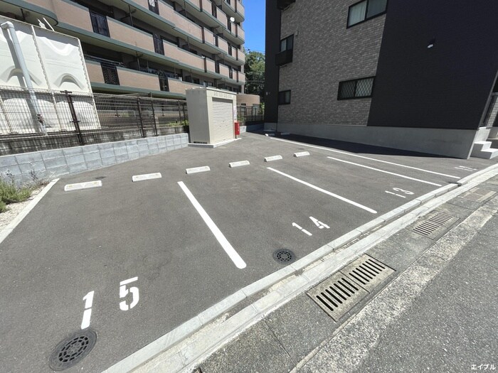 MOMOの物件外観写真