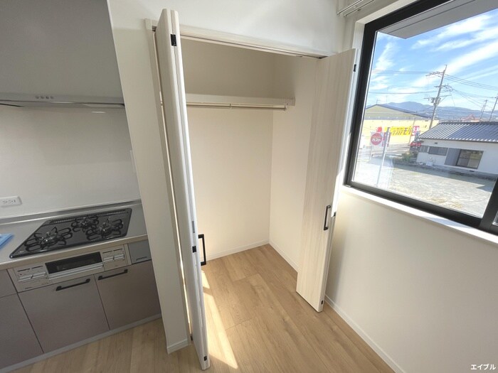 シャインラッシュⅡの物件内観写真