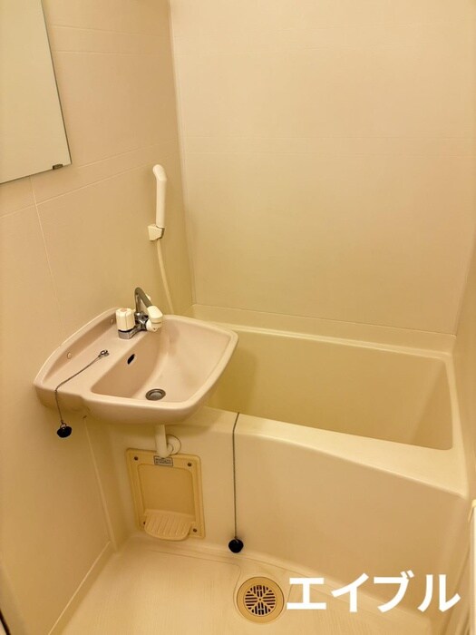 REEGO桜ケ丘の物件内観写真