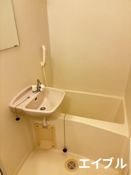 REEGO桜ケ丘の物件内観写真