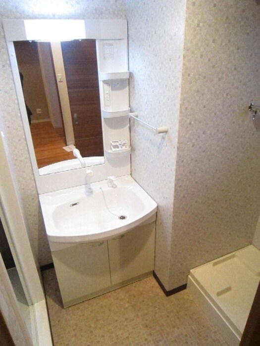 ウイングス里中の物件内観写真