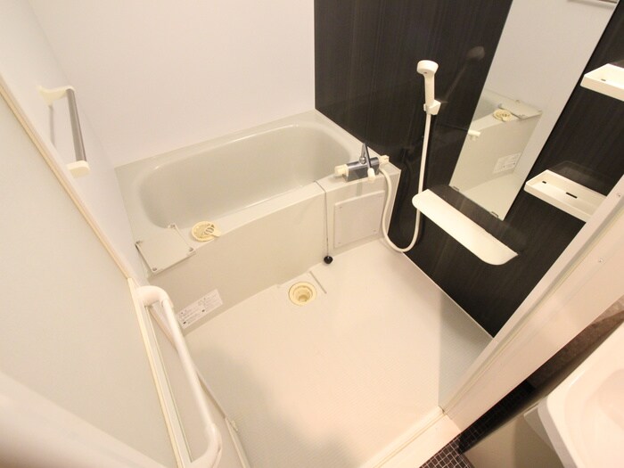 ウイングス里中の物件内観写真