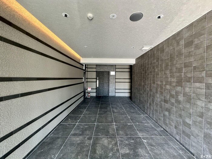 MELDIA Clarest 西新南の物件外観写真