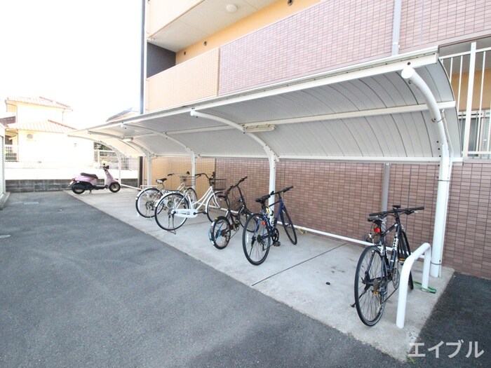 グランドアマレイⅦ番館の物件外観写真