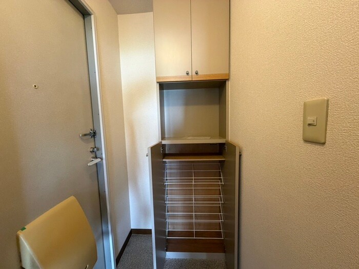 コーポエバーグロー　Ｅ棟の物件内観写真