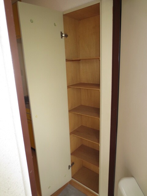 スプリングヒルズの物件内観写真