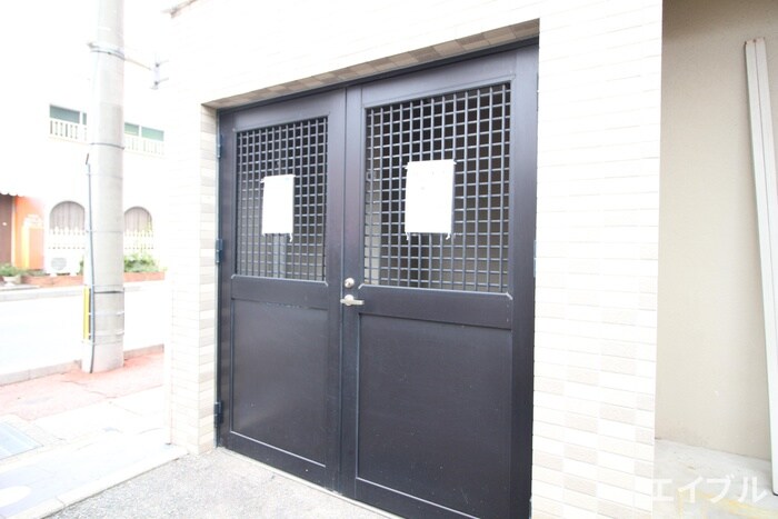 リライアンス井尻の物件外観写真