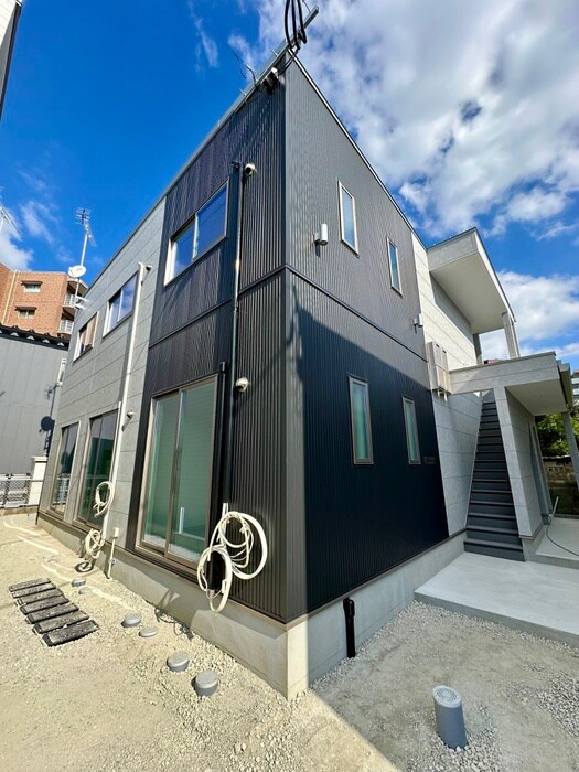 ライフ・モア原Ｂ棟の物件外観写真