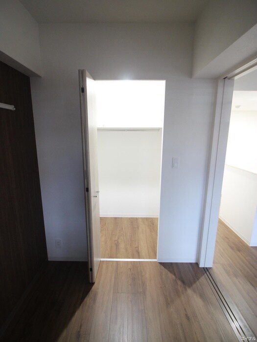 エルヴィータ箱崎の物件内観写真